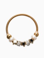 Браслет с шармами «Марджери», жемчуг, звёзды, белый в золоте, d=6.5 см