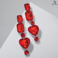 Серьги висячие со стразами «Драгоценность» сердце, цвет красный в серебре, 7см