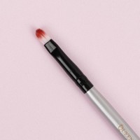 Кисть для макияжа, двусторонняя, 13,5 см, цвет серебристый/чёрный