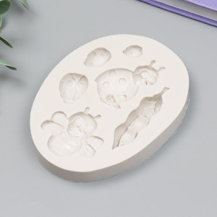 Молд силикон "Букашки" 6 предметов 10х7,5х1,5 см