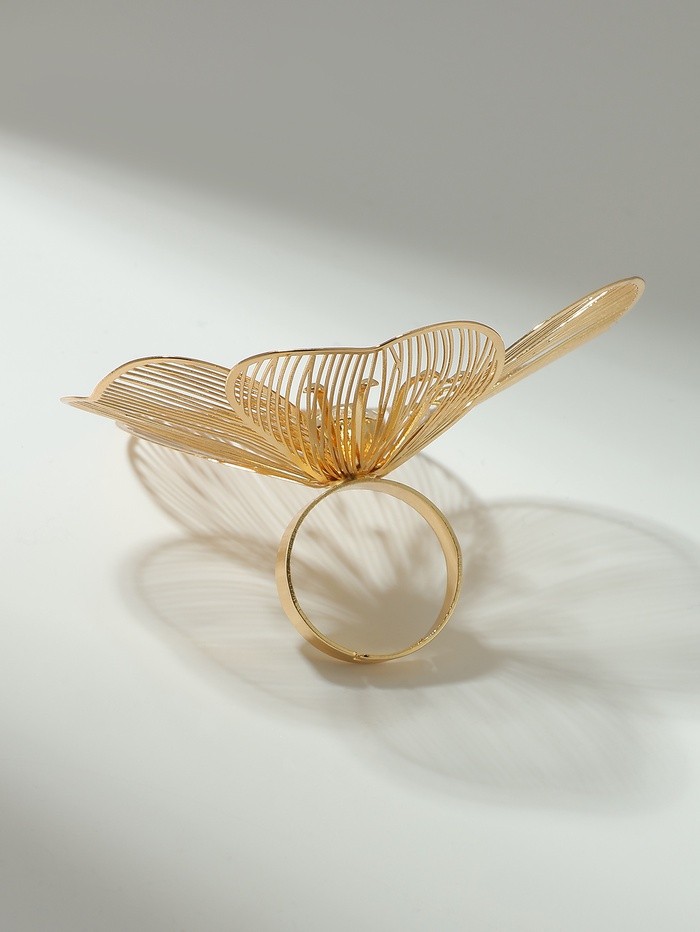 Кольцо «Цветок» стразинка, безразмерное, цвет золото