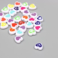 Бусины для творчества пластик "Нарисованное сердце" бело-цветные набор 30 шт 0,8х0,4 см