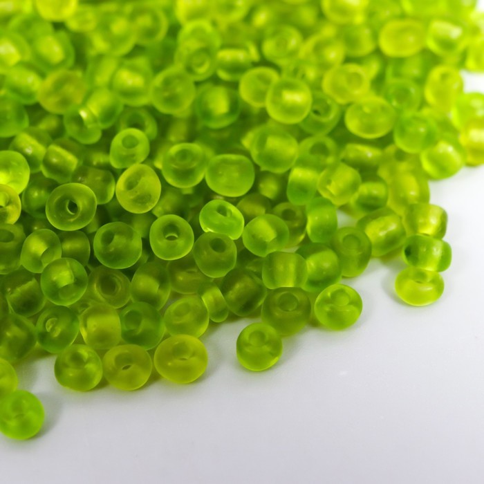 Бисер стекло 6/0 "Матовый полупрозрачный. Хвойный" 30 гр