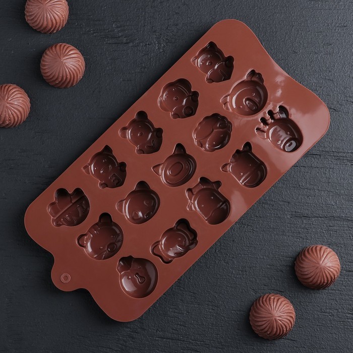 Форма для конфет и шоколада Доляна «Животные. Любовь», силикон, 20,6×10,5×1,4 см, 15 ячеек, коричневый