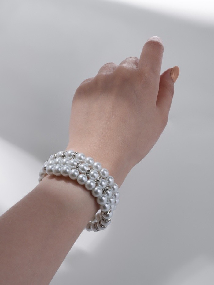 Браслет-пружинка «Жемчужинка морская» 3 ряда, белый в серебре, L=7 см
