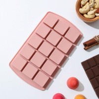 Форма для льда и кондитерских украшений Доляна «Кьюб», 20×11,5×1,5 см, 15 ячеек, цвет МИКС