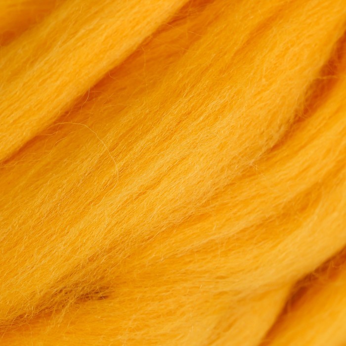 Шерсть для валяния 100% полутонкая шерсть 50 гр (107 ментол)