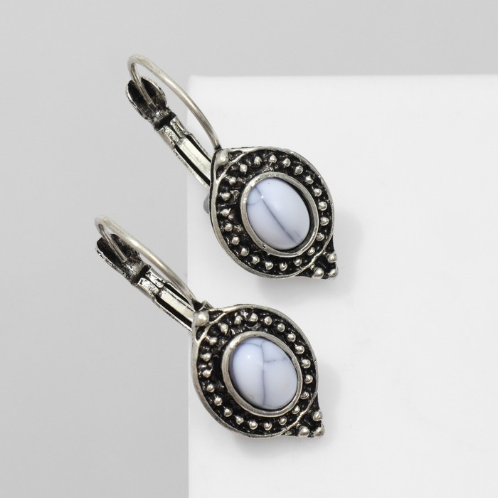 Серьги под натуральный камень «Этника» мрамор, белые в чернёном серебре