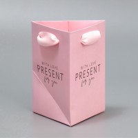 Пакет подарочный для цветов треугольный, упаковка «Подарок» 12×8×9.5 см