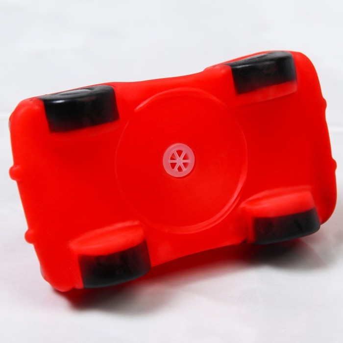 Резиновая игрушка для игры в ванной «Машинка», с пищалкой, цвет МИКС