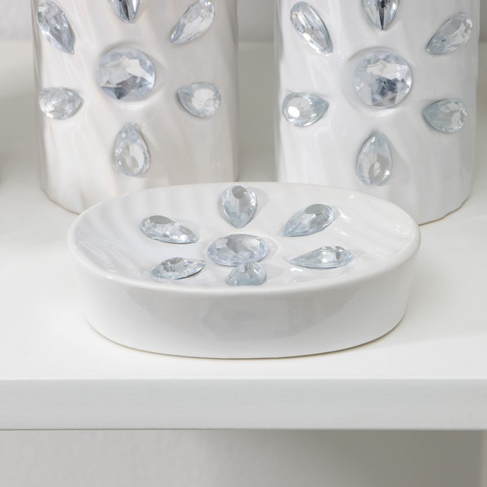 Аксессуары для ванной Доляна «Дерево», 4 предмета, дозатор 300 мл, мыльница, 2 стакана, белые