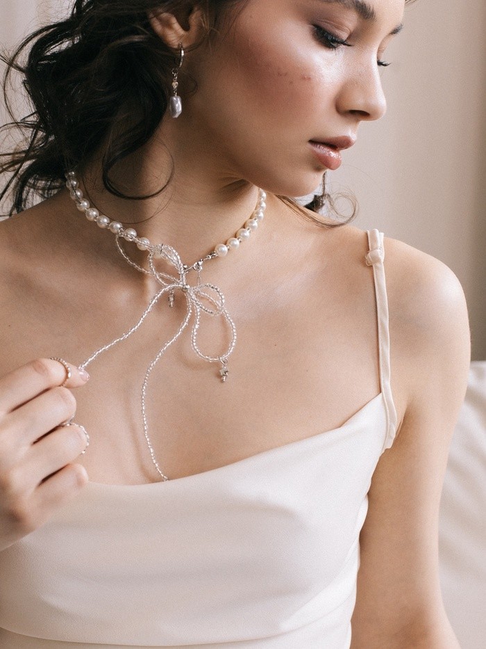 Бусы «Бантик» с жемчугом, белые в серебре, 37 см