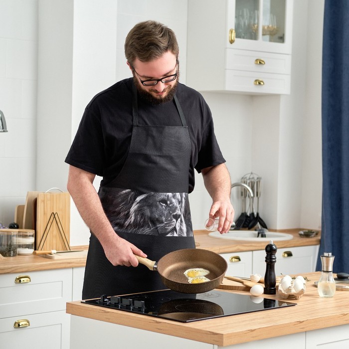 Фартук кухонный мужской «Доляна. Самый лучший мужчина», 70×60 см, 100% хлопок, 160 г/м², чёрный