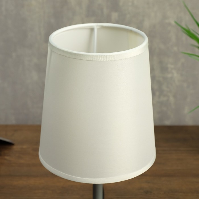 Лампа настольная 58081/1 1х40Вт Е27 серый 13х13х25 см RISALUX