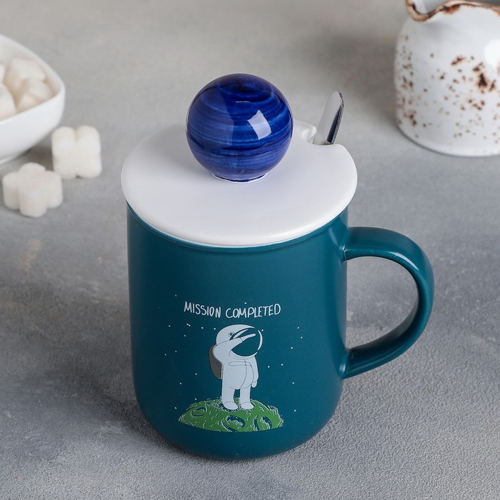 Кружка «Космонавт», 350 мл, с керамической крышкой и ложкой, рисунок МИКС