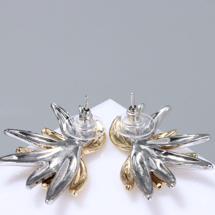 Серьги металл «Стиль» пальма, цвет серебряно-золотой