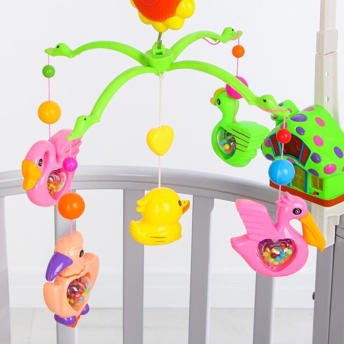 Музыкальный мобиль «Пряничный домик. Птички-погремушки», в пакете