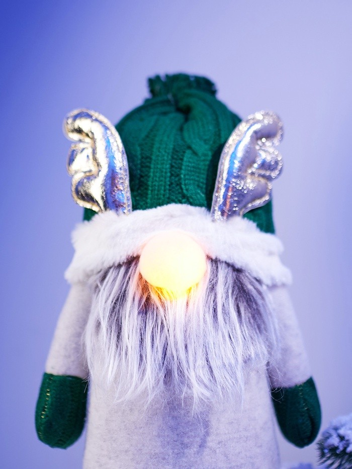 Фигура текстиль «Гном лосяш в зелёном» 33×12×18 см, 1 LED, от батареек AG10×3, свечение тёплое белое