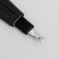 Пилка-триммер металлическая для ногтей, перфорированная, 15 см, с защитным колпачком, в чехле, цвет чёрный