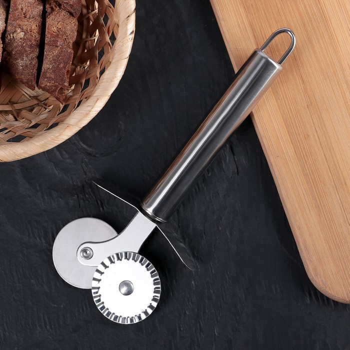 Нож для теста и пиццы Доляна «Металлик», 2 лезвия, 18 см