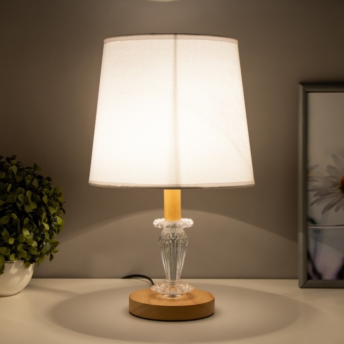 Настольная лампа Гелла E27 40Вт белый 22х22х35,5 см RISALUX