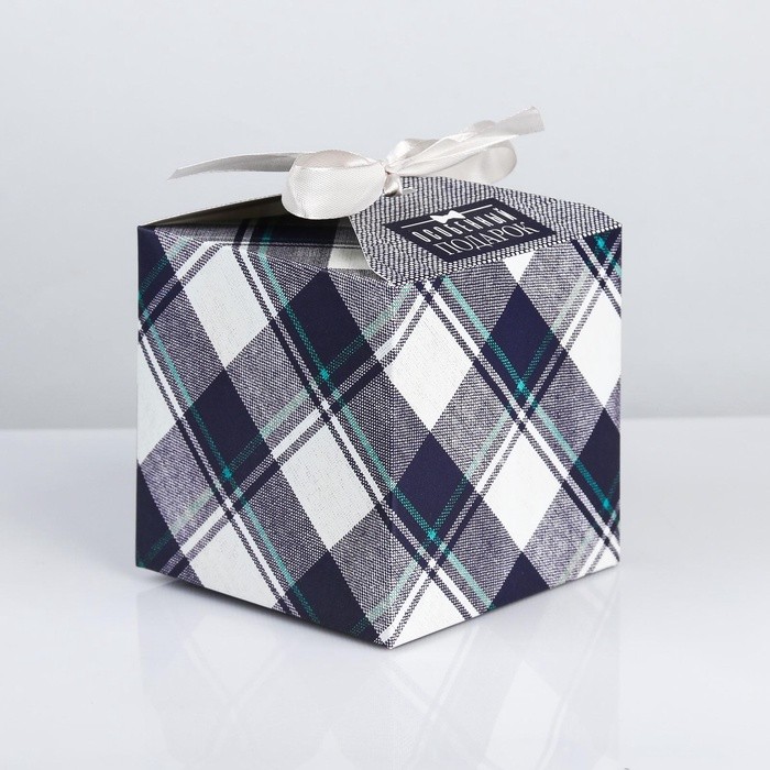 Коробка подарочная складная, упаковка, «Особенный подарок», 12×12×12 см