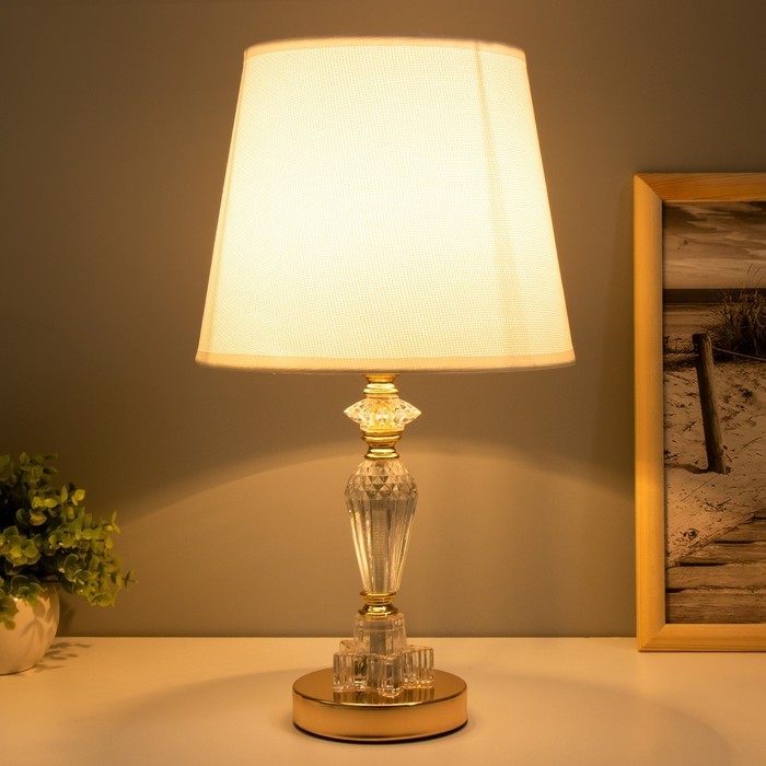 Настольная лампа "Асфея" Е27 40Вт золото 22х22х40 см RISALUX