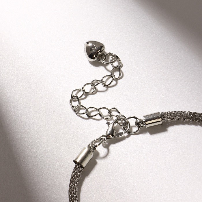 Браслет «Марджери» рука хамса, белый в серебре, L=19 см