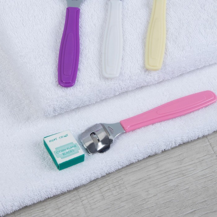 Станок для педикюра, со сменными лезвиями 3 шт, 14 см, цвет МИКС