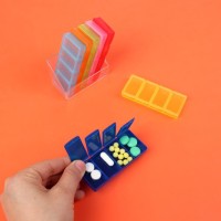 Таблетница - органайзер «Неделька», 7 контейнеров по 4 секции, 8.5×7×4 см, разноцветная