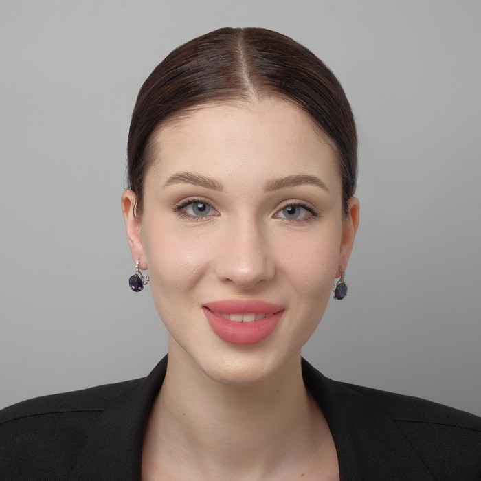 Серьги со стразами «Подари нежность» кристалл, тёмно-фиолетовые в серебре