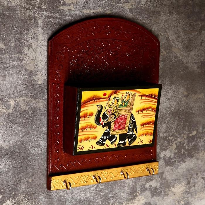 Ключница дерево "Путешественники" 20х25х5 см