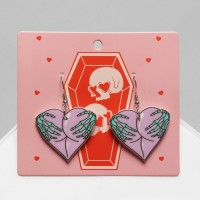 Серьги акриловые «Сердце» руки скелета, цвет зелёно-сиреневый