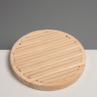 Подставка под кольца QF6 полос, дерево, 15×15×2 см, цвет бежевый