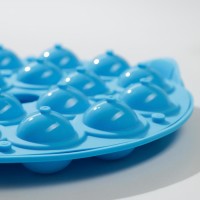 Форма для леденцов Доляна «Лолли-поп», 26×25×4 см, 18 ячеек (d=3,7 см), с палочками, цвет МИКС