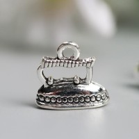 Декор для творчества металл "Утюг" серебро 1,3х1,4 см