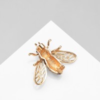 Брошь «Шмель», цвет чёрно-белый в золоте