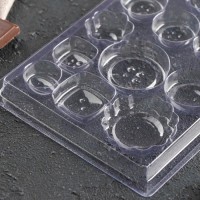 Форма для шоколада и конфет «Пуговки», 22×11 см, 17 ячеек, цвет прозрачный