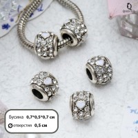 Талисман «Сердечко в стразах», цвет белый в серебре