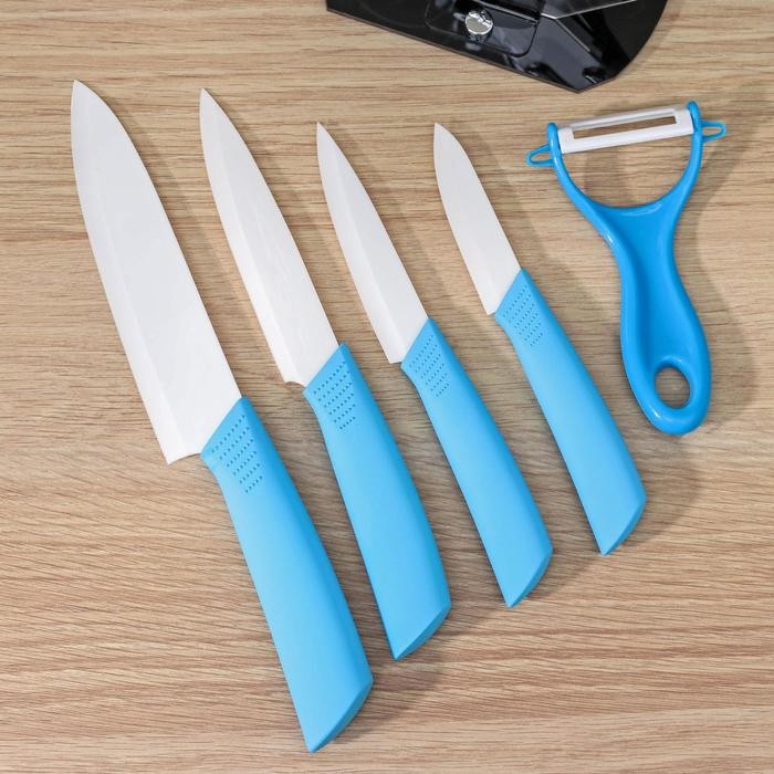 Набор кухонный, 5 предметов: ножи 7,5 см, 10,5 см, 13 см, 15 см, овощечистка, цвет голубой