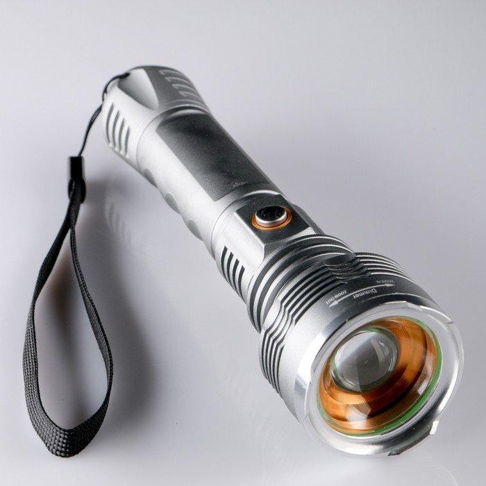 Фонарь ручной, 3 Вт,1200 мАч, заряд от прикуривателя 16.5 х 8.5 х 8.5