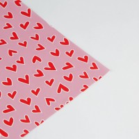 Бумага упаковочная крафтовая белая «Красные сердечки», 50 x 70 см