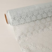 Клеёнка ПВХ Доляна «Ромашки», ширина 137 см, толщина 0,08 мм, рулон 30 метров, цвет белый