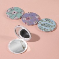 Зеркало складное «Цветы», d 7,5 см, с увеличением, рисунок МИКС