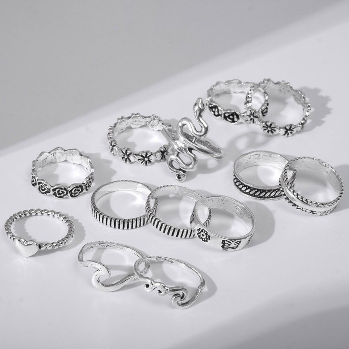 Кольца набор 13 штук «Ассорти» цветы, змея, размер МИКС, цвет чернёное серебро