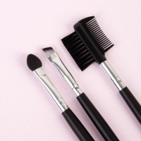 Набор кистей для макияжа, 7 предметов, чехол на кнопке, цвет чёрный