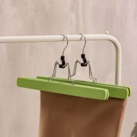 Вешалки для брюк и юбок LaDо́m Brillant, 30×17×2.4 см, 2 шт., деревянные, фисташковые