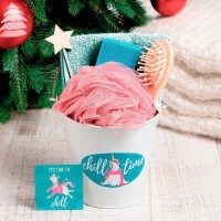 Новогодний подарочный набор «Этель» Chilltime, 5 предметов, полотенце, мочалка, расчёска