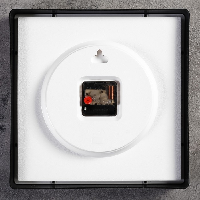 Часы настенные, серия: Классика, плавный ход, 30 х 30 см, черные