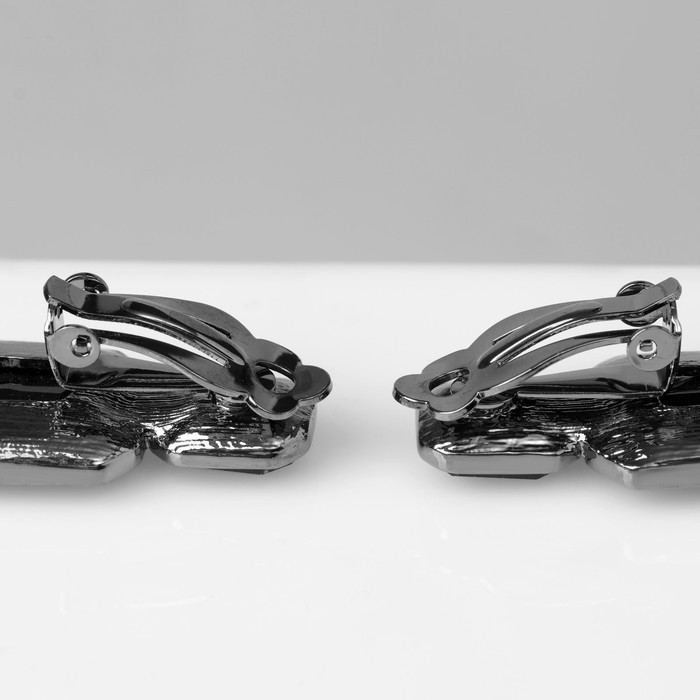 Клипсы для ушей QF «Вечеринка», ромбы, цвет чёрный в сером металле